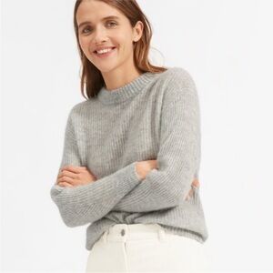 Everlane crewneck alpaca sweater, Medium